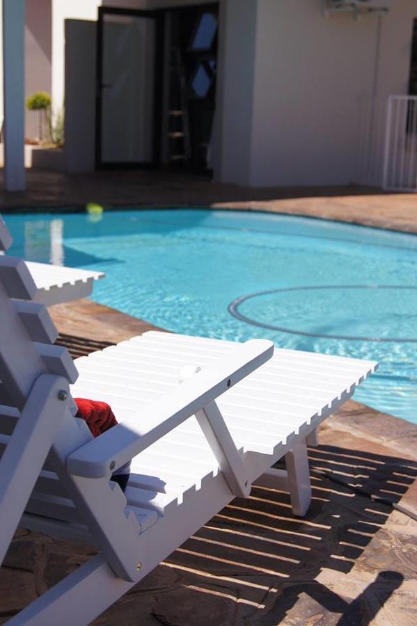 The Hedge Guesthouse Kuruman Exterior foto