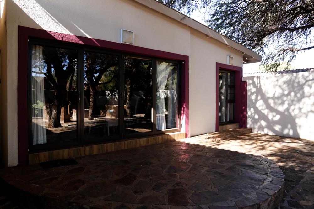The Hedge Guesthouse Kuruman Exterior foto