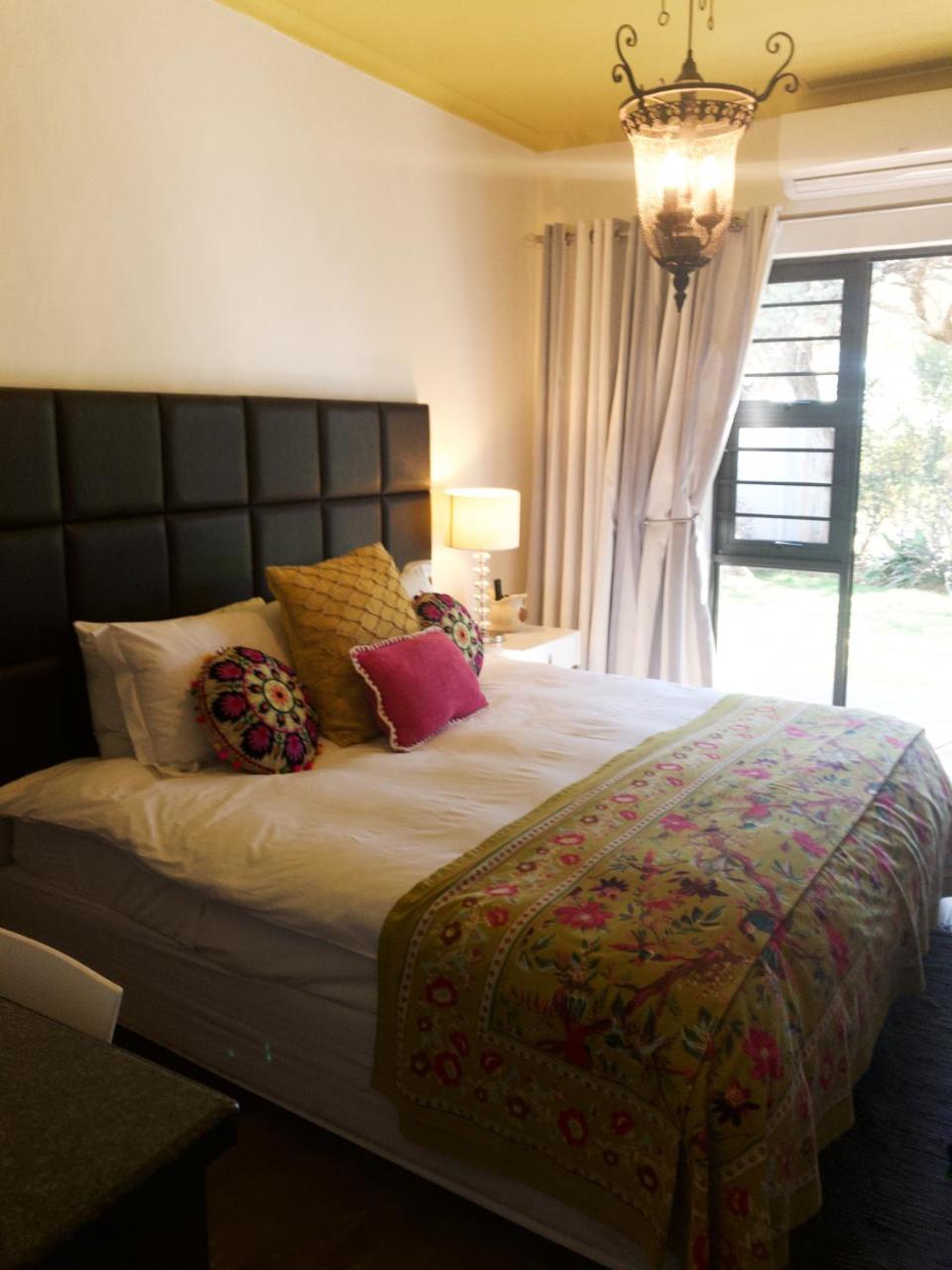 The Hedge Guesthouse Kuruman Exterior foto